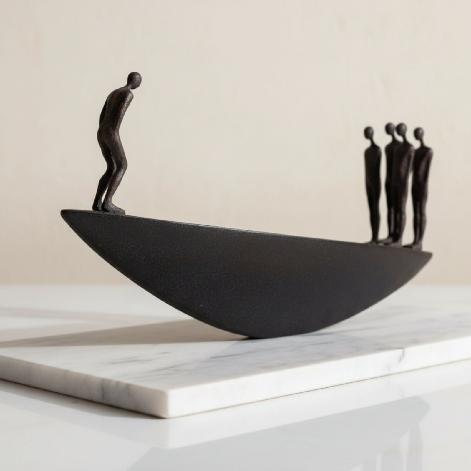 Modern Resin Sailboat Statue A - Abstract Sculpture Resin ulasan dan harga